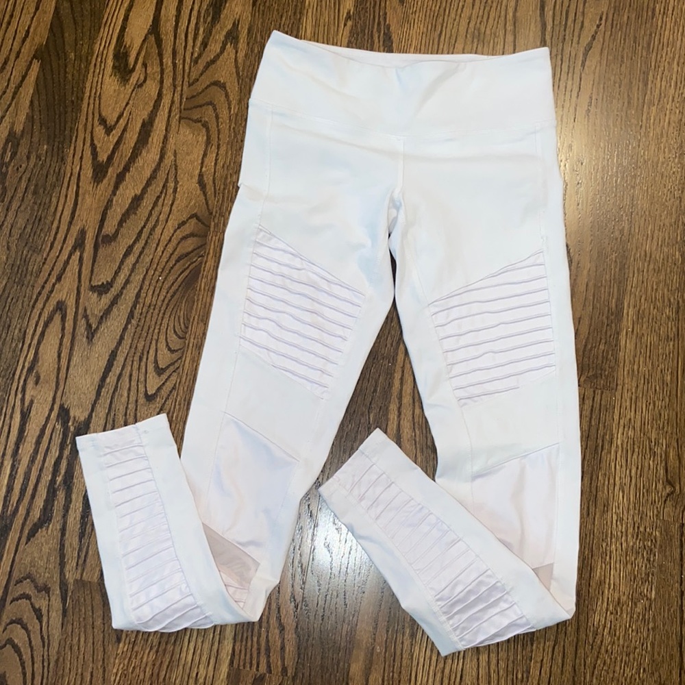 ALO light pink moto leggings size small